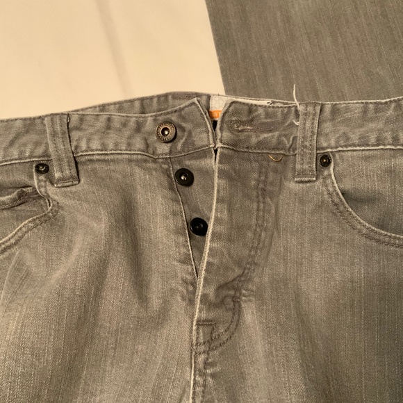 DC Straight Fit Steel Grey Wash Jeans (32x32) EUC - Picture 5 of 14